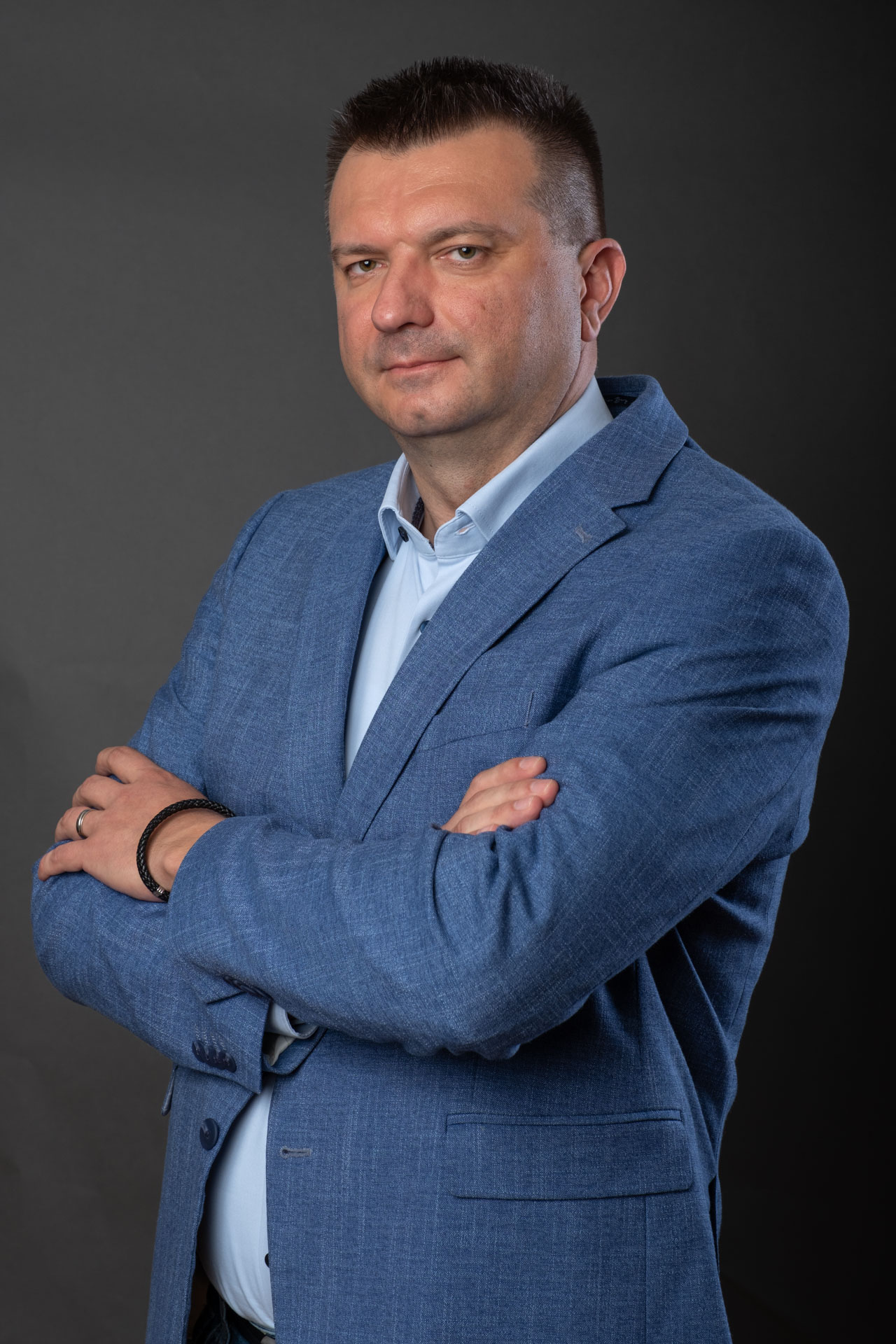 izv. prof. dr. sc. Goran Krajačić